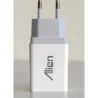 Alien - Chargeur USB