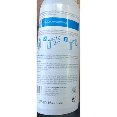 Vaporiser pour le traitement des callosités et des peaux dures dans un récipient blanc, 125 ml et 75 ml. Le produit a une étiquette avec l'ingrédient: « Trisodium NTA ».