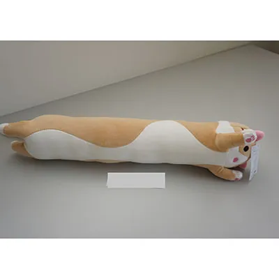 Jouet doux, en forme de chat, d'une longueur de 490 mm.