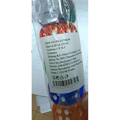 Neuvedena - Briquet de nouveauté