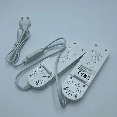 Sèche-chaussures blanches.