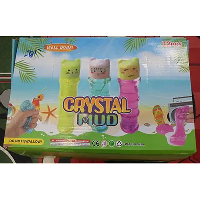 Slime multicolore dans un récipient en plastique transparent avec un capuchon en forme de chat.