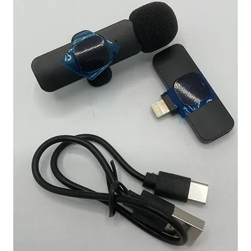 Microphone sans fil. Produit vendu, notamment en ligne via Wish.