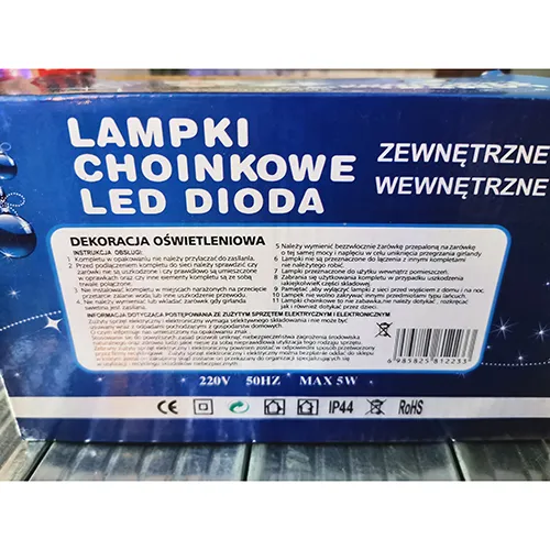 Guirlande électrique, classe de sécurité II, feux non remplaçables, protection IP44, tension nominale de 220-250 V, fréquence nominale de 50 Hz et puissance nominale de 5W.