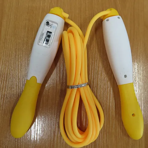 Corde à sauter avec un compteur, en matière plastique.