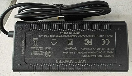 KD EUROPE - Batterie et chargeur