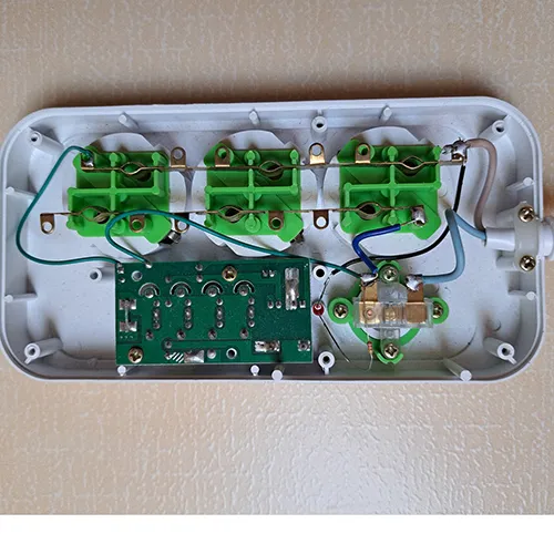 POWER STRIP (LUFEIS) - Tête de rallonge