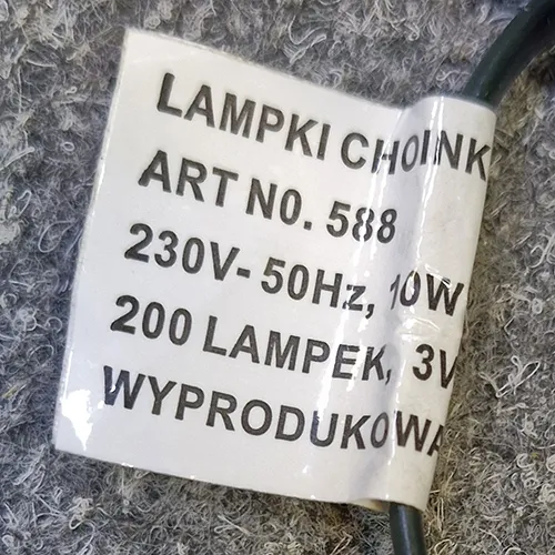 Chaîne d'éclairage vert conçue pour l'interconnexion, composée de 200 sources lumineuses LED non remplaçables et d'un dispositif de changement de mode d'éclairage.