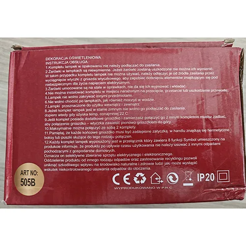 Chaîne d'éclairage conçue pour l'interconnexion, contenant 500 sources lumineuses LED non remplaçables et un dispositif de changement de mode d'éclairage. Produit vendu en ligne, notamment via ledziarovka.eu