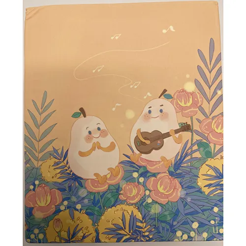 Lampe pour enfants, en forme de poire. Produit vendu en ligne, notamment via montessoritoddlers.se.