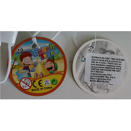 Jeu de jouets de plage en plastique, contenant un camion, une pelle, un râteau et des moules de sable.
