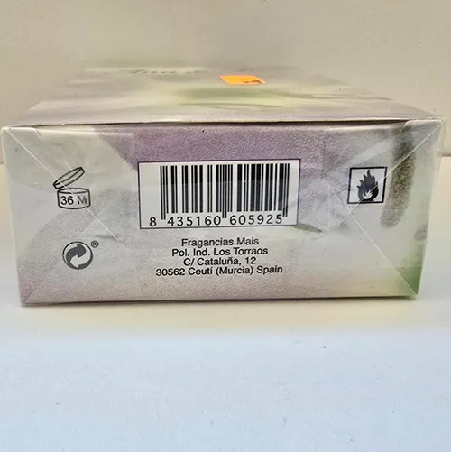 Eau de toilette, destinée aux femmes, 100 ml.