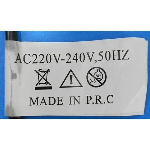 Chaîne d'éclairage décorative en forme de corde avec une unité de clignotement à 8 fonctions et une prise de courant pouvant être agrandie avec des éléments supplémentaires.