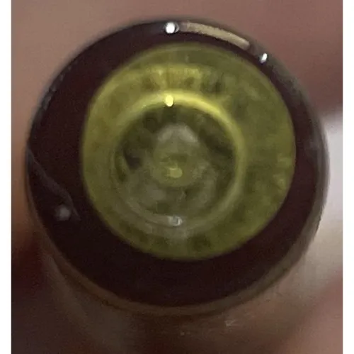 Produit à fumer à base de plantes, roulé en forme de cigarette (joint). 10-OH-HHC. Produit vendu en ligne, notamment via heavenshaze.com.