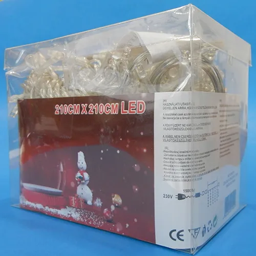 Chaîne d'éclairage décoratif extensible, 210 cm x 210 cm, en forme de rideau. Données techniques: 220-240 V; 50Hz/60Hz; 16 W, classe 0.