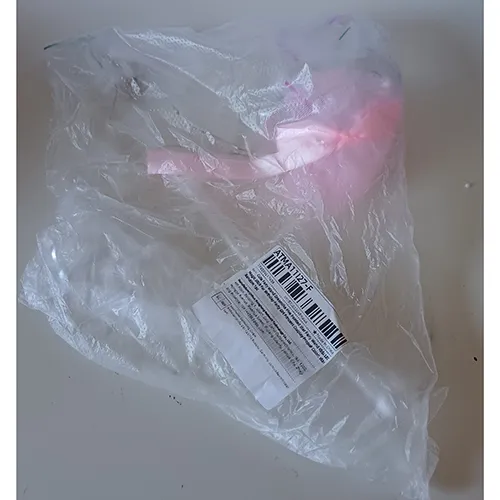 Baguette de jouet avec lumière LED. Produit vendu en ligne, notamment via AliExpress.