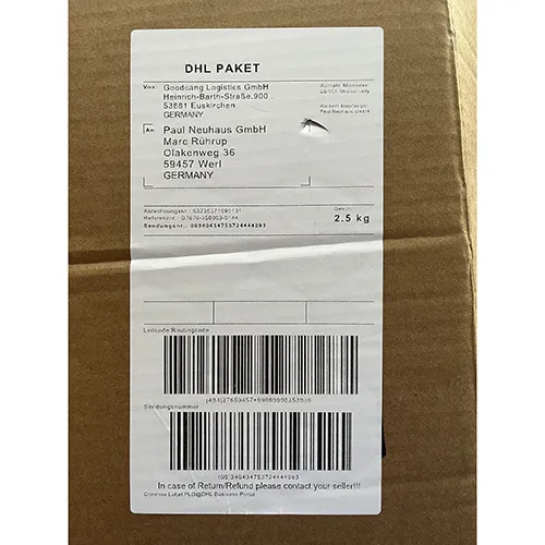 Lampe LED de plafond à assembler à partir d'éléments individuels, y compris 28 tubes. Produit vendu en ligne, notamment via eBay (numéro d'article 167546847988)