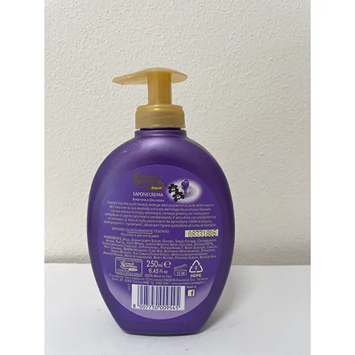 SPUMA DI SCIAMPAGNA - Savon à la crème