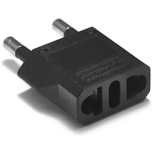 Adaptateur de voyage noir ou blanc avec prise EURO classe II et prise de courant pour prise US classe II type A et schuko.