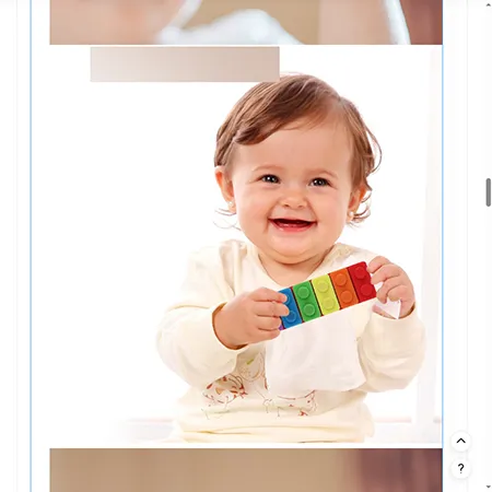 Teether en forme de brique de construction de jouet avec un cordon et des pièces détachables. Produit vendu en ligne, notamment via eBay (identifer unique: 167636875338).