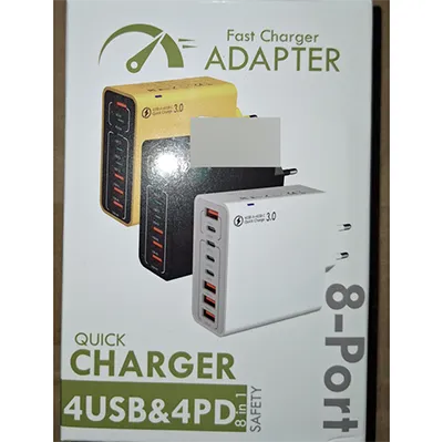 Adaptateur de chargeur jaune, noir et blanc avec 8 sorties USB (4 USB et 4 USB-C).