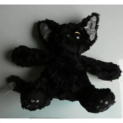 Jouet doux sous la forme d'un chat noir, 30 cm / 11,8 pouces. Produit vendu en ligne, notamment via Shein.