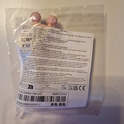 Bébé hochet en forme de cerf. Produit vendu en ligne, notamment via Shein (identifiant unique: sa25040228924237877)