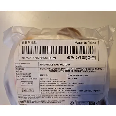 Jeu de jouets composé d'un hochet et d'un tambourin. Produit vendu en ligne, notamment via Shein (SKU: sa25092202666818029).