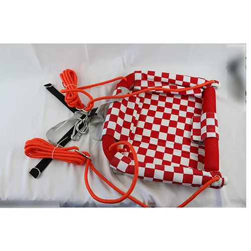 Balançoire textile pour les enfants de moins de trois ans. Produit vendu en ligne, notamment via AliExpress (identifiant unique du produit: 1005006320720725).