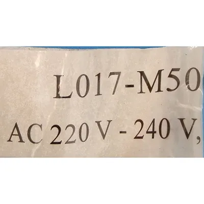 Chaîne d'éclairage décoratif qui peut être élargie avec des membres supplémentaires. Tension de 220-240 V, fréquence de 50/60 Hz et puissance nominale de 9 W.