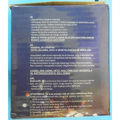 Chaîne d'éclairage décorative en forme de corde avec une unité clignotante à 8 fonctions. Données techniques: 220-240 V, 50Hz 60Hz, 11 W, Classe 0.