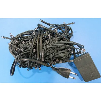 Chaîne d'éclairage décorative en forme de corde avec une unité clignotante à 8 fonctions. Données techniques: 220-240 V, 50Hz 60Hz, 11 W, Classe 0.