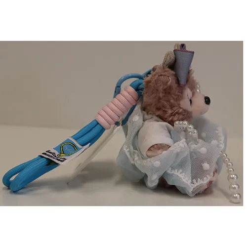Jouet doux, en forme de lapin et d'ours, avec porte-clés.