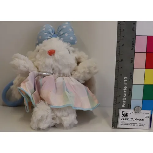 Jouet doux, en forme de lapin et d'ours, avec porte-clés.