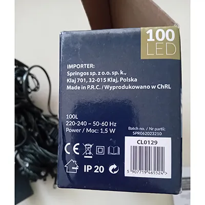 Chaîne d'éclairage LED de type Garland avec 100 lampes non remplaçables, tension nominale de 220 - 240 V et puissance nominale de 1,5 W. Produit vendu en ligne, notamment via www.pigubeakcijos.lt.