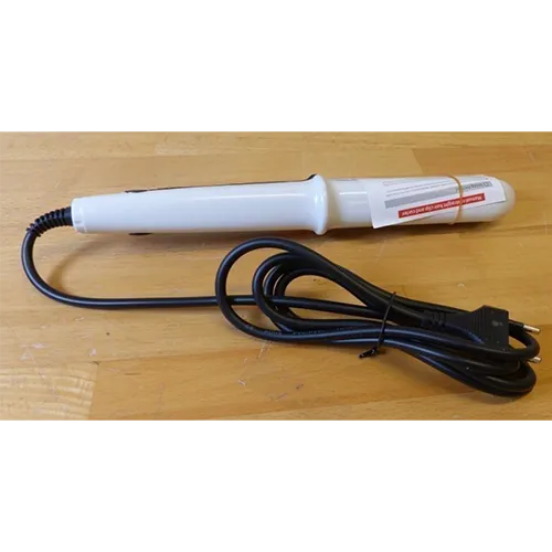 Lisseur de cheveux et fer à friser. Produit vendu en ligne, notamment via Shein (identifiant unique du produit: sv2411140253092955).