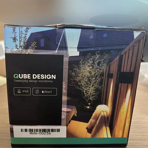 QUBE DESIGN - Applique murale