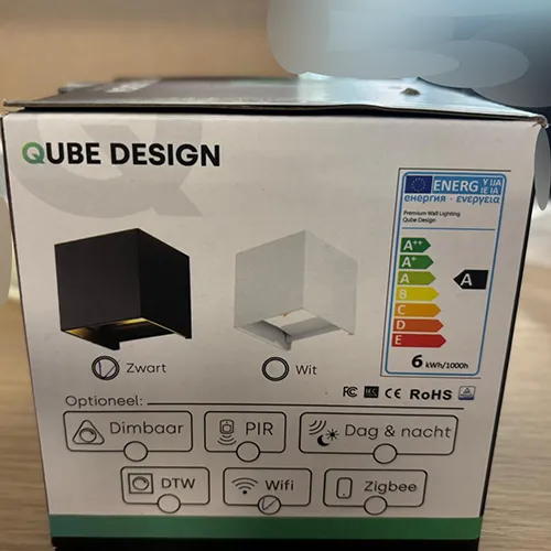 QUBE DESIGN - Applique murale