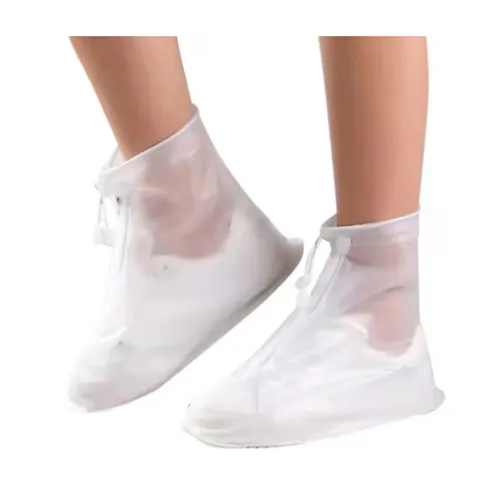 Housses en PVC pour chaussures. Produit vendu en ligne, notamment via elkjop.no.