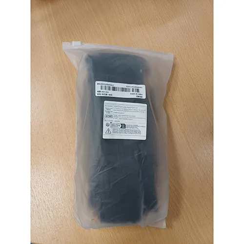 Écharpe avec attaches. Produit vendu en ligne, notamment via TikTok