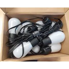 Lampes à cordes LED pour une utilisation en extérieur. Produit vendu en ligne, notamment via TEMU (identification du produit: 601101262403766).