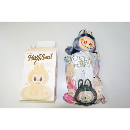 Pop Mart (COUNTERFEIT) - Jouet souple