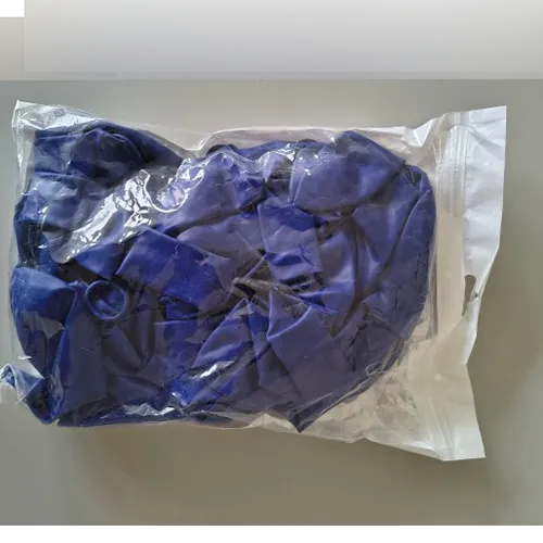 Ensemble de 50 ballons bleus mats de 5 pouces.