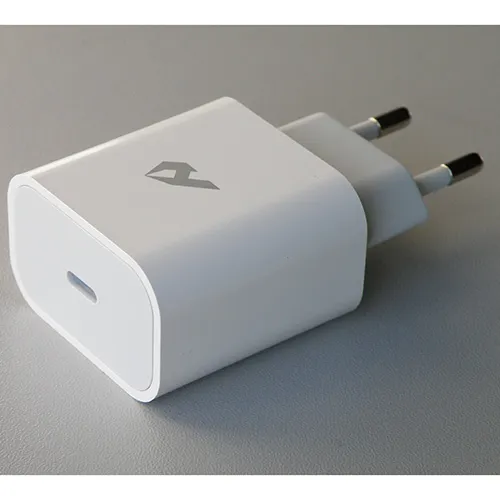 Home - Chargeur USB