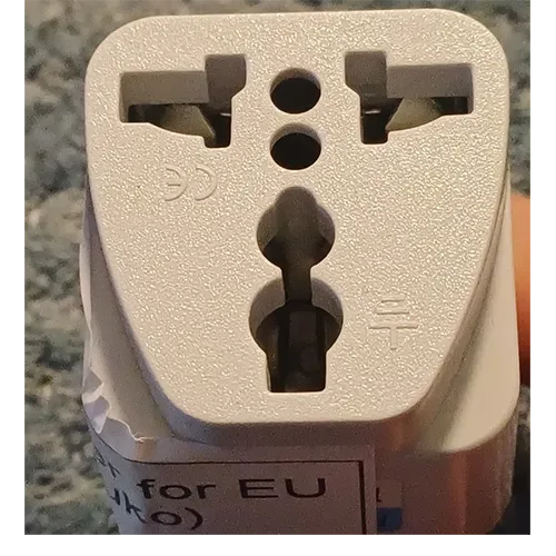 Travel Adapter for EU - Adaptateur de voyage